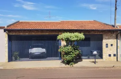 Casa para venda com 242 m² e 4 quartos em vila coralina, bauru - sp