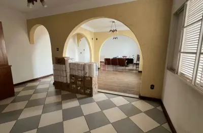 Casa para alugar no Centro, Agudos 