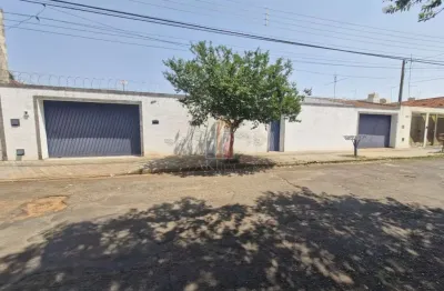 Casa com 6 quartos à venda no Jardim Cruzeiro do Sul, Bauru 