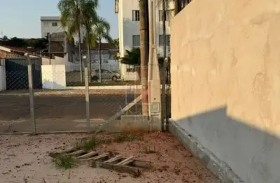 Terreno à venda no Parque Jardim Europa, Bauru 