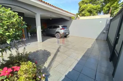 Linda casa à venda no vila souto! localização privilegiada: