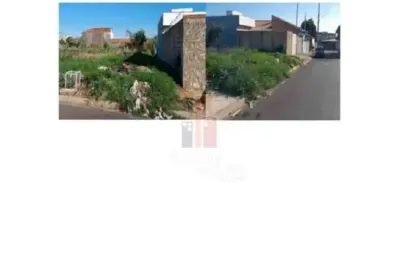 Terreno à venda no Parque Santa Edwiges, Bauru 