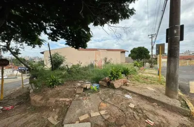 Terreno à venda no Parque Vista Alegre, Bauru 