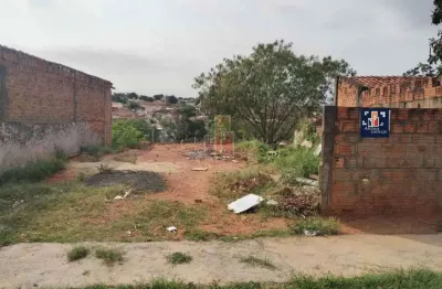 Terreno à venda na Vila Garcia, Bauru 