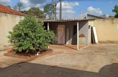 Pega carro no negócio/ 2 quartos toda murada, laje e piso frio