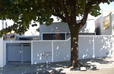 Casa com 3 quartos à venda na Vila Souto, Bauru 