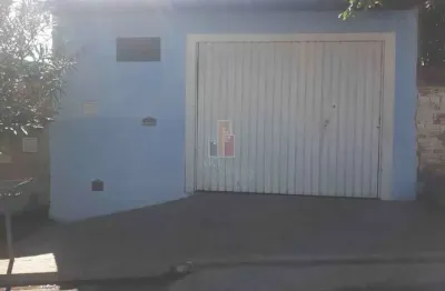 Casa com 2 dormitórios sendo um suíte no parque santa cecilia!