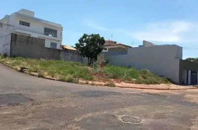 Terreno à venda no Jardim Estoril III, Bauru 
