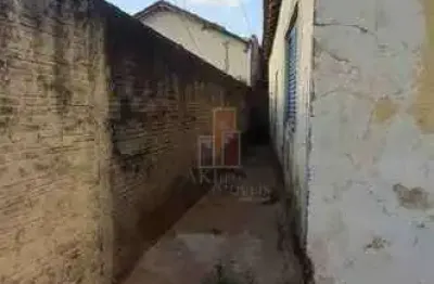 Casa com 2 quartos à venda na Vila Camargo, Bauru 
