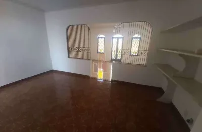 Vila universitária, 4 amplos dormitórios completa em armários