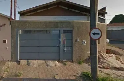 Casa com 4 quartos à venda na Vila Camargo, Bauru 