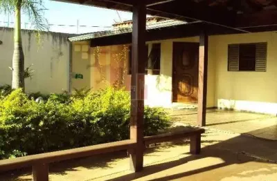 Casa com 2 quartos à venda no Jardim Ferraz, Bauru 
