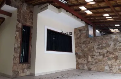 Sobrado com 4 dormitórios, sendo 2 suítes ao lado do metrô vila sônia