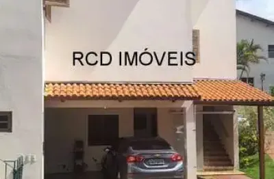 Casa em condomínio fechado 4 quartos (2 suites) em bairro super tranquilo