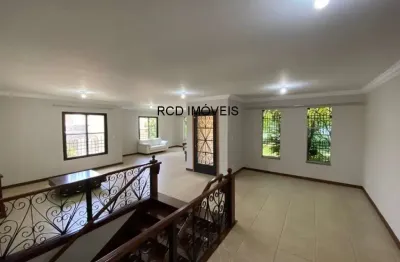 Casa à venda na vila são francisco: 4 quartos, 2 suítes, 4 banheiros, 5 vagas de garagem, 380m², quintal grande, churrasqueira, dois escritórios
