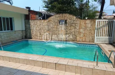 Casa com 3 dormitórios à venda, 232 m² por r$ 2.950.000,00 - campo grande - santos/sp