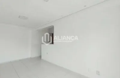 Ótimo apartamentoscom dois dormitórios, sala com sacada, 1 banheirco e 1 vaga de garagem  - josé menino - santos-sp
