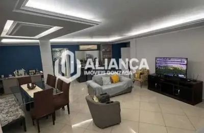 Casa à venda na Rua Professor Carlos Escobar, Ponta da Praia, Santos