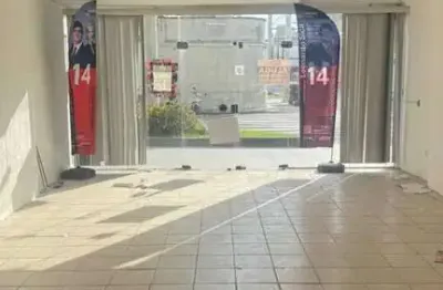 Casa comercial com 1 sala para alugar na Praça Dom Idílio José Soares, Centro, Santos