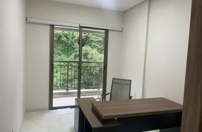 Casa comercial com 2 salas para alugar na Avenida Getúlio Dornelles Vargas, Valongo, Santos