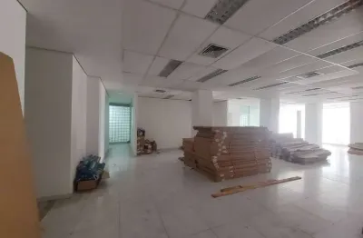 Ótimo conjunto comercial e loja. 230 m2. localização estratégica no centro de santos-sp