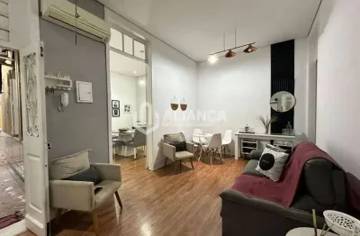 Casa com 3 quartos à venda na Rua Prudente de Moraes, Vila Mathias, Santos