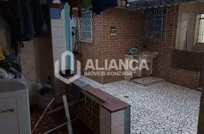 Casa com 2 quartos à venda na Vila São Jorge, São Vicente 
