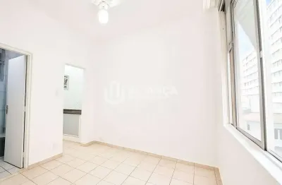 Sala living com 27 metros no boqueirão garagem com manobrista