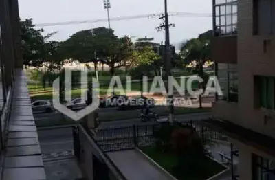 Apartamento à venda 2 quartos prédio frente mar-bairro pompeia