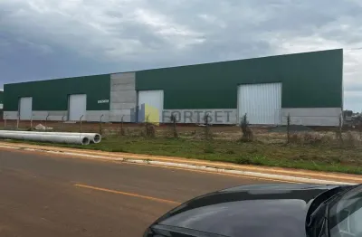 Barracão para locação no cará-cará, ponta grossa possuindo 2 banheiros