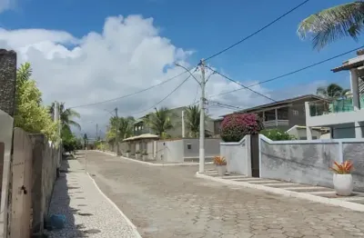Casa em condomínio fechado 4/4 com 3 suítes e 5 vagas pé na areia