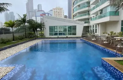 Apartamento 2/4 transformado para 1 suíte com sala ampliada, frente para salvador shopping