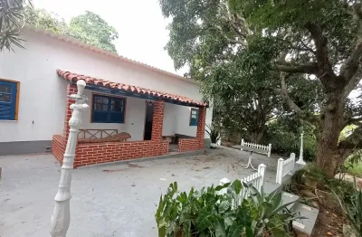 Sítio 03 quartos em local tranquilo em  praia linda são pedro da aldeia