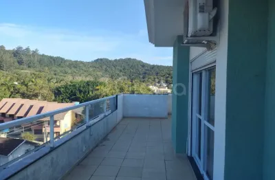 Cobertura com 3 quartos sendo 1 suíte com 126,80m² em jurerê.