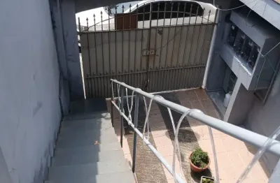 Casa com  03 cômodos grandes próximo estação grajaú  fácil acesso