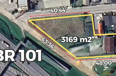 &#127959;&#65039; excelente área de frente para a br-101