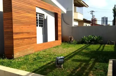 Casa com 2 quartos para alugar na Rua Virgílio Jorge, 00, San Remo, Londrina