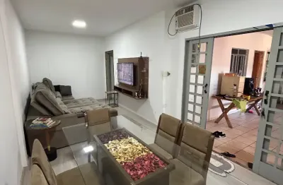 Casa com 2 quartos à venda na Rua Estoril, 00, Jardim São Francisco de Assis, Londrina