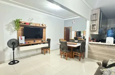 Casa - zona leste - 3 dorm com suite + churrasqueira + 2 vagas cobertas