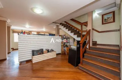 Casa com 3 quartos à venda na Rua Hassib Jezzini, 633, Fanny, Curitiba por R$ 1.353.900