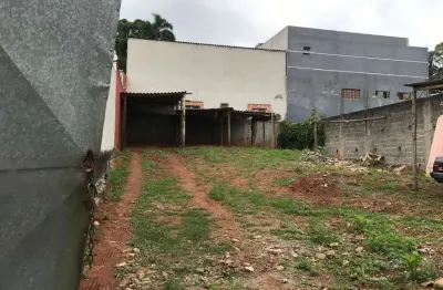 Terreno à venda na Vila Barros, Suzano 