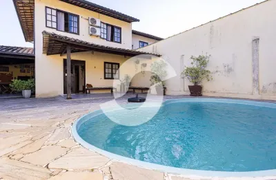 Casa com 3 quartos à venda na Rua Trinta e Cinco, Quadra 89, Serra Grande, Niterói