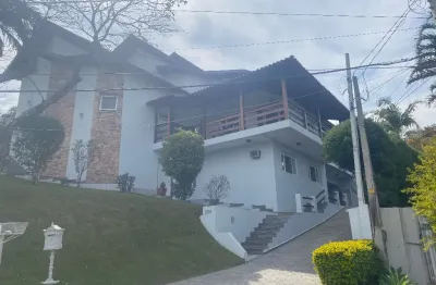Casa com 4 quartos para alugar no Marambaia, Vinhedo 