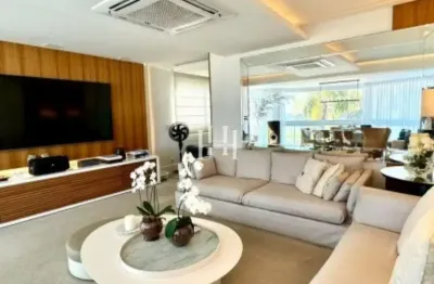 Apartamento de alto padrão na orla da praia – 160m² | 3 suítes | 3 vagas