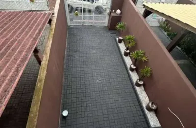 Sobrado para venda em camboriú, santa regina, 3 dormitórios, 1 suíte, 2 banheiros