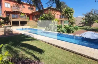 Casa de condomínio à venda, no condominio village araçoiaba, com 3 suítes, piscina, área gourmet