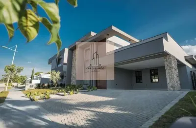 Casa à venda no condomínio saint patrick,  porteira fechada, com 4 suítes, 456,08m²