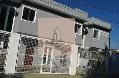 Sobrado em condomínio no bairro são carlos – 2 suítes e excelente localização