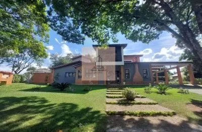 Refúgio Particular em Meio à Natureza: Vivendas do Lago Casa de Esquina | 1.438 m² de Terreno | Silêncio e Privacidade Absolutos