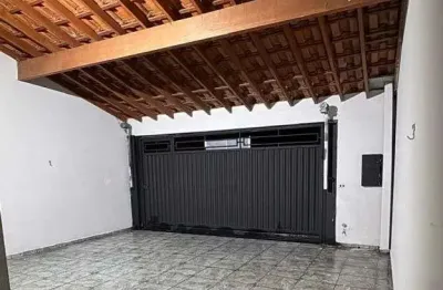 Casa com 2 dormitórios sendo 1 suíte no jardim arco-íris em salto sp